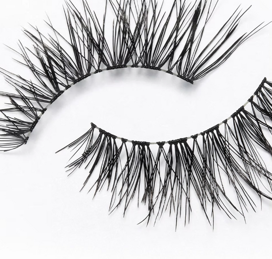 Eylure Fluttery Light 3/4 Length Lashes 008