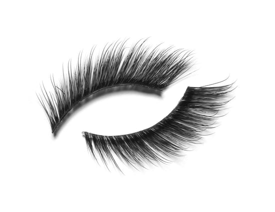 Eylure Light and Wispy 160 Cat Eye Lashes