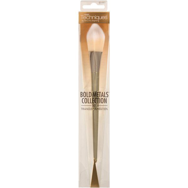 Real Techniques Bold Metals Collection 101 Triangle Foundation Brush