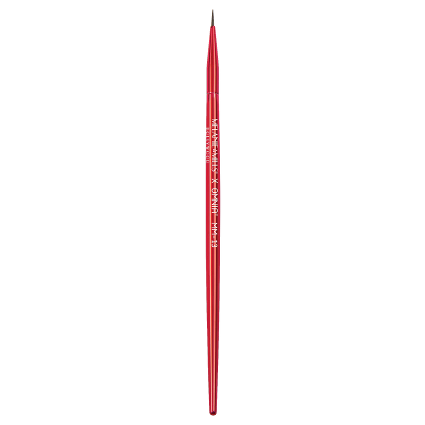 Melanie Mills Hollywood Pointed To Perfection Liner Brush MM13 X Omnia®