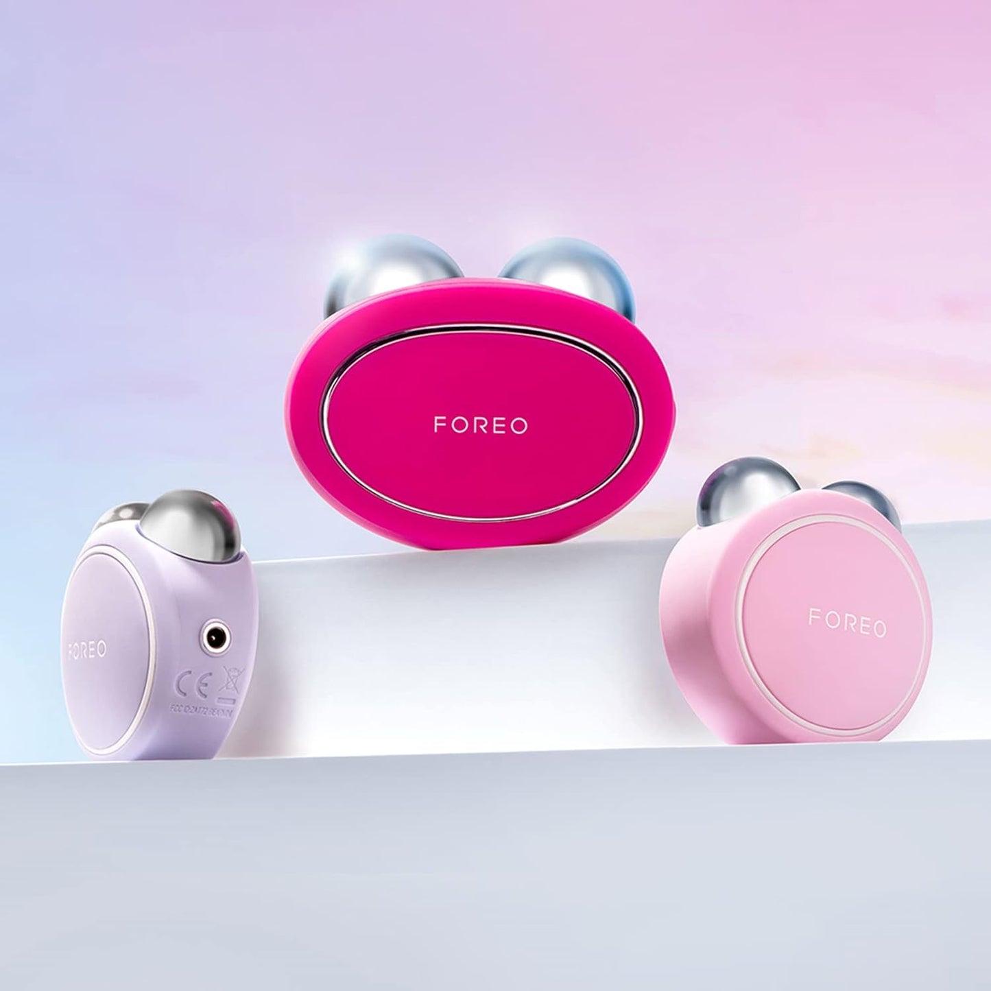 Foreo Bear Smart Microcurrent Face Lift Device | Face Sculptor & Jaw Excerciser | Immediately Visible Non-Invasive Face Lift | Antiaging | Safe & Painless | Fuchsia