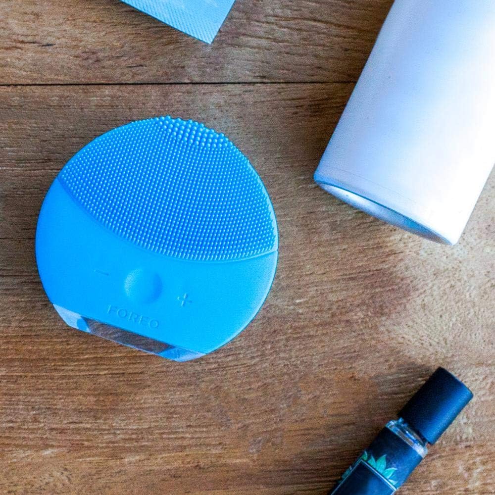 FOREO LUNA mini 2 Facial Cleansing Brush - Travel Accessories - Face Massager Electric - All Skin Types Ultra-hygienic Skincare - Simple Face Wash - Silicone Electric Face Cleanser - Aquamarine