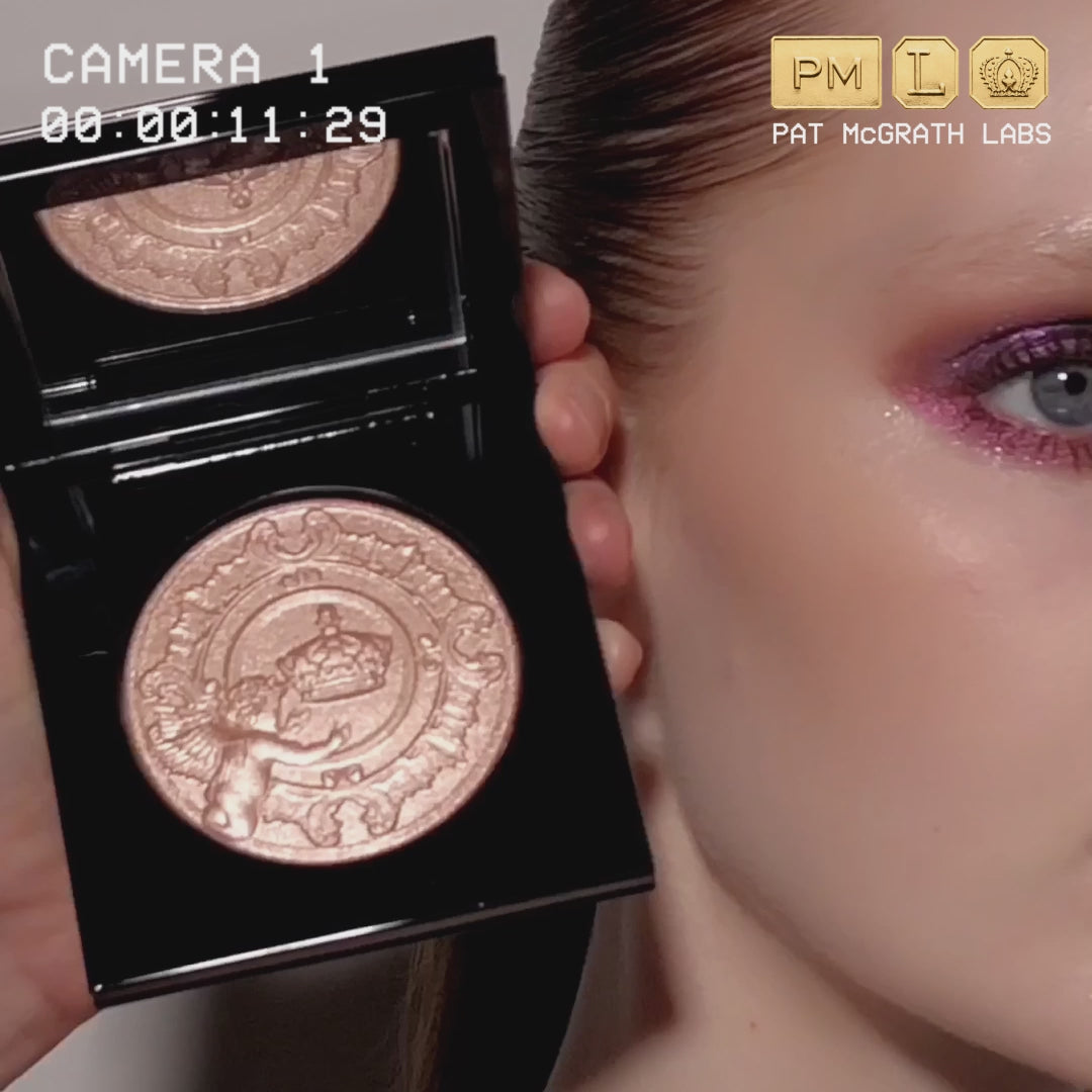 Pat McGrath Skin Fetish Heart's Desire Edition: Sublime Skin Highlighter - Nude Opal (Coral Champagne with Iridescent Pearls)