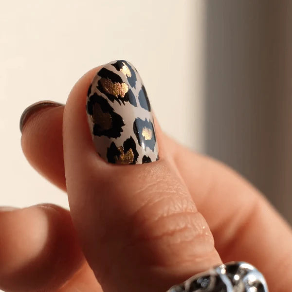 MoYou London Gel Nail Strips ★ @UNIVERSENAILS18 02