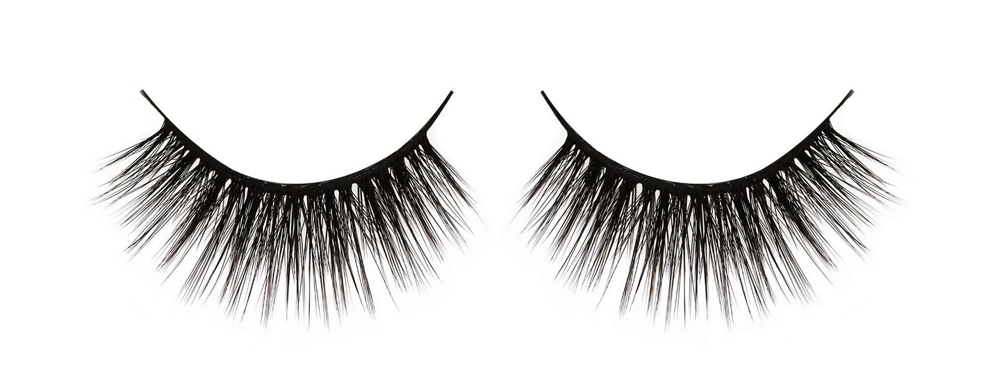  Pair of Ardell Aqua Lash 343 faux lashes featuring staggered extra-long length fibers & water-activated lash band