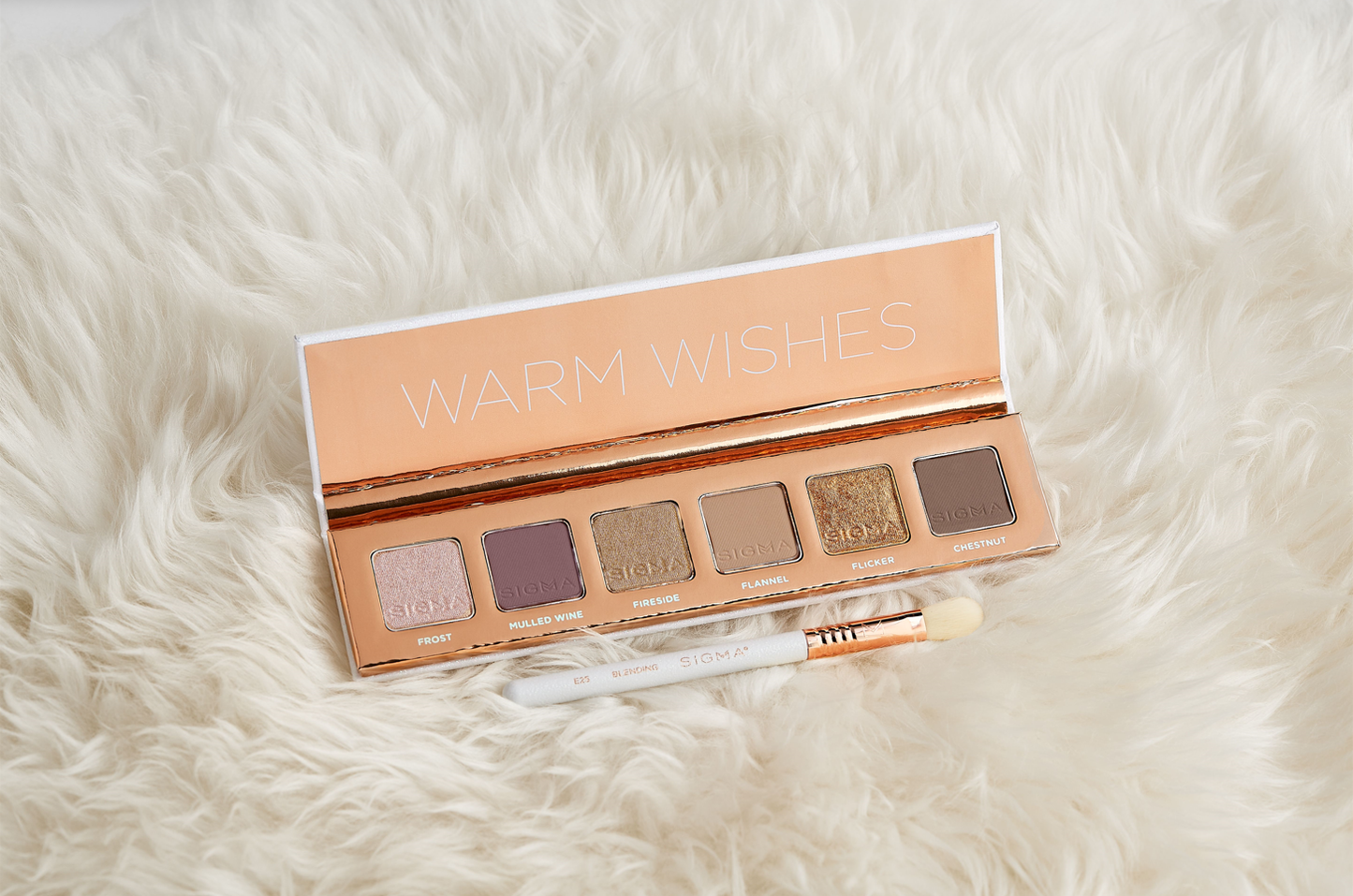 Sigma Beauty Winter Romance Wonderland Holiday Collection Warm Wishes Eyeshadow Palette